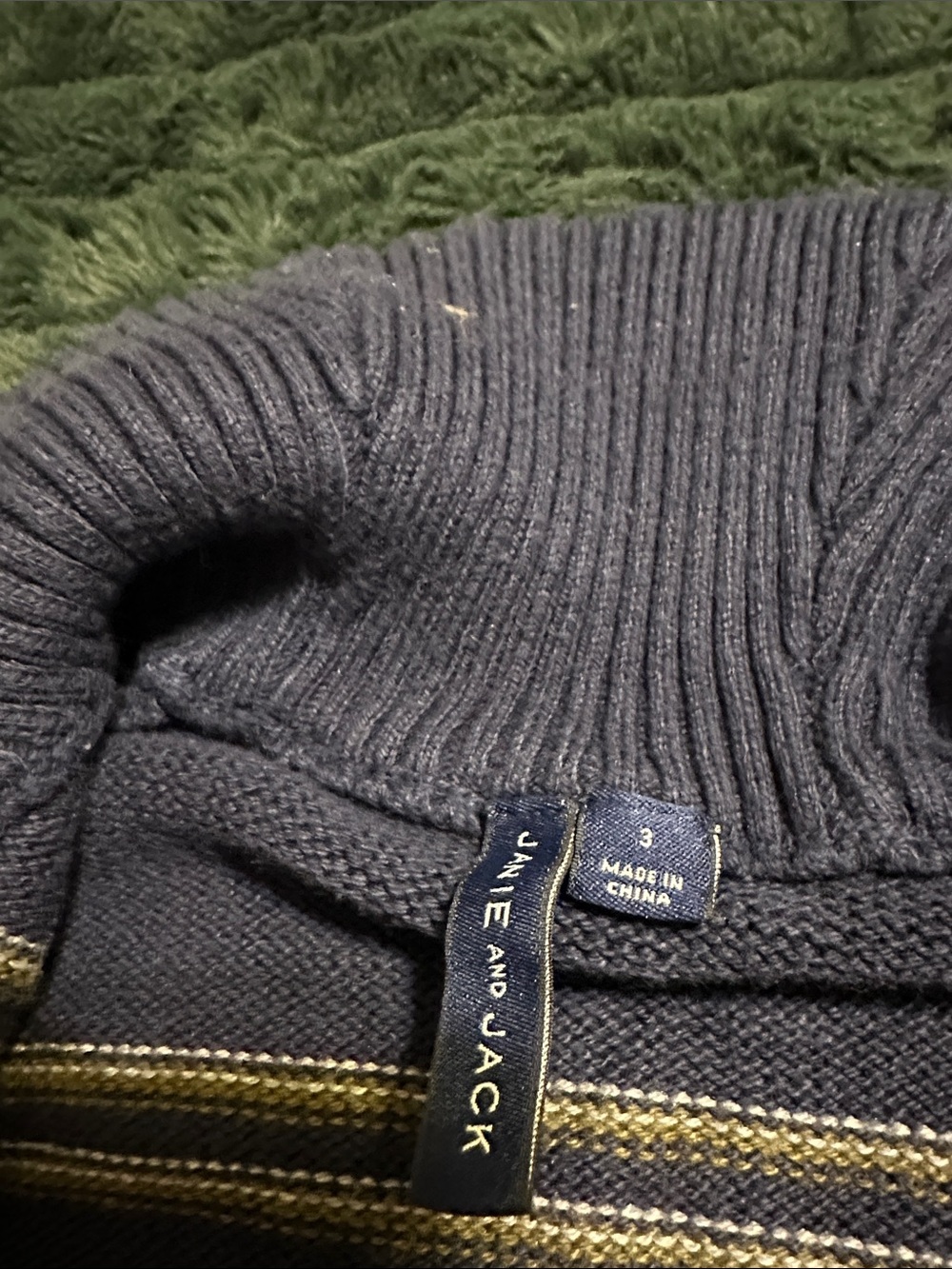 Men’s Navy Ribbed Collar Sweater